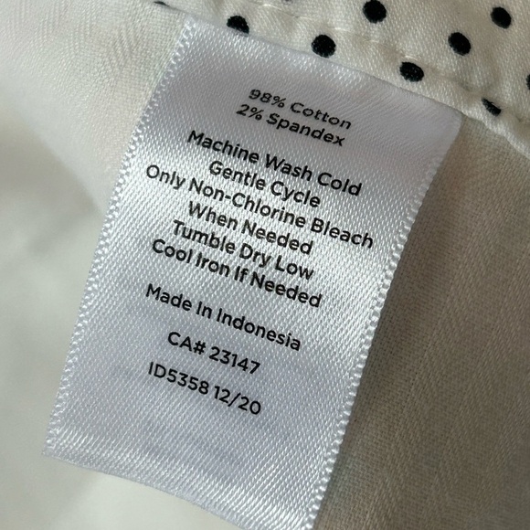 TALBOTS PERFECT CROP SPRING ABSTRACT FLORAL PANTS, CURVY FIT SIZE 2P - Picture 9 of 9